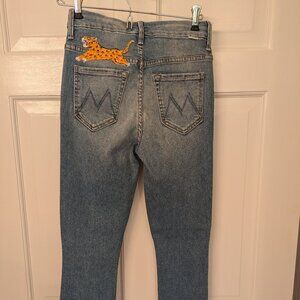 Mother High Waist Looker Ankle Fray Skinny Jeans in Light Faded Blue with Leopar